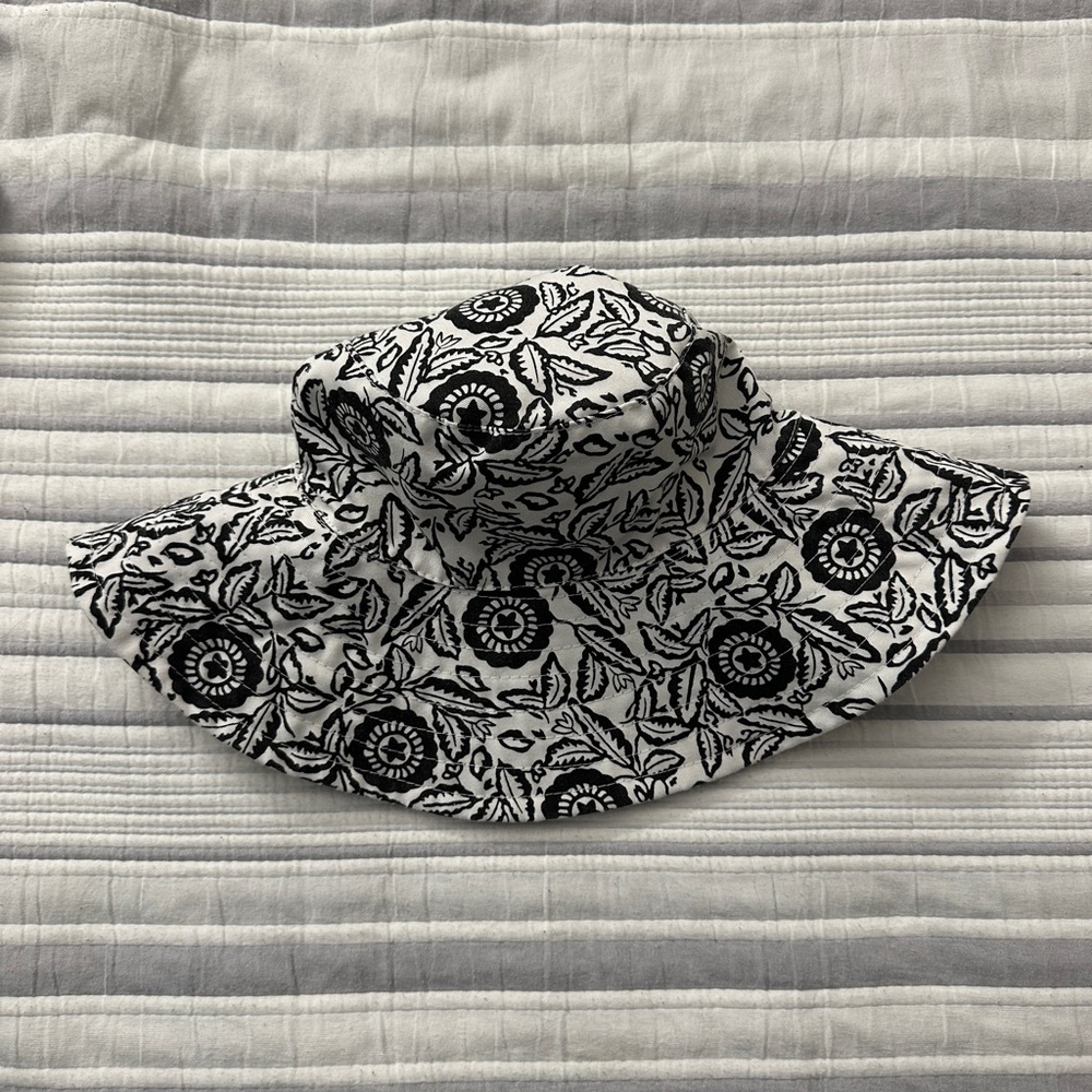 Black and White Converse Theme Hat
